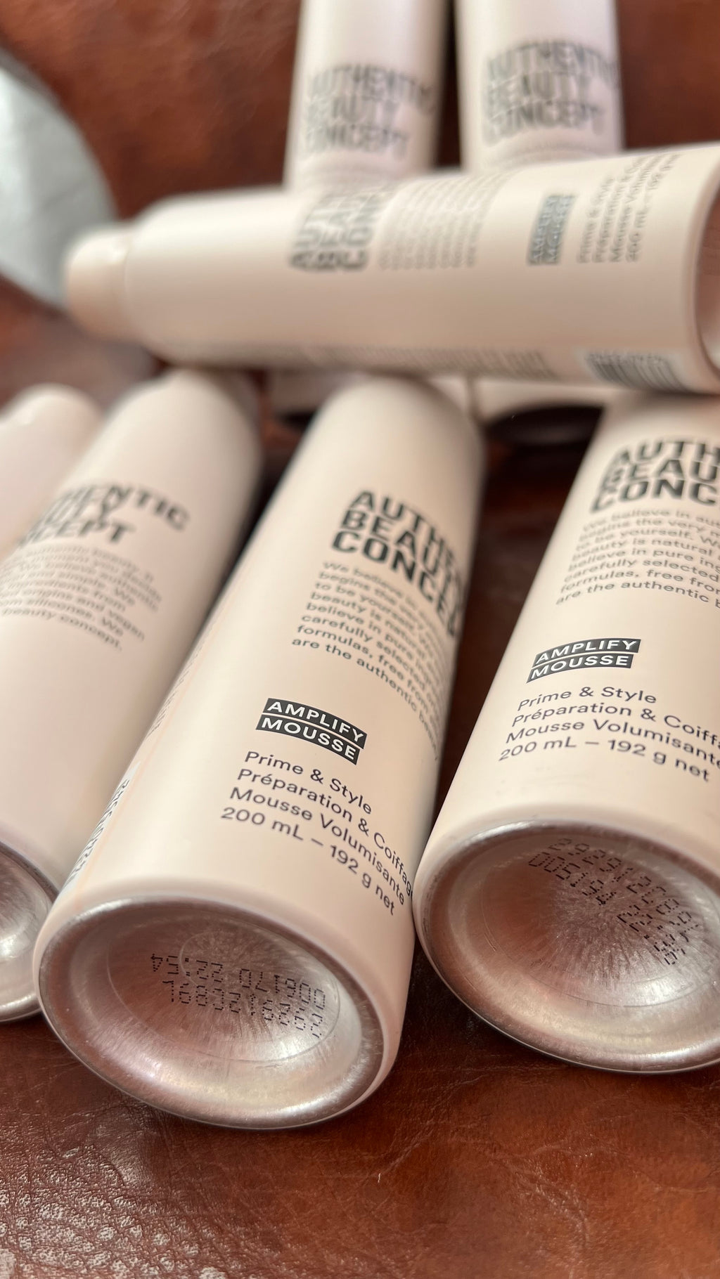 Amplify Mousse Authentic Beauty Concept
